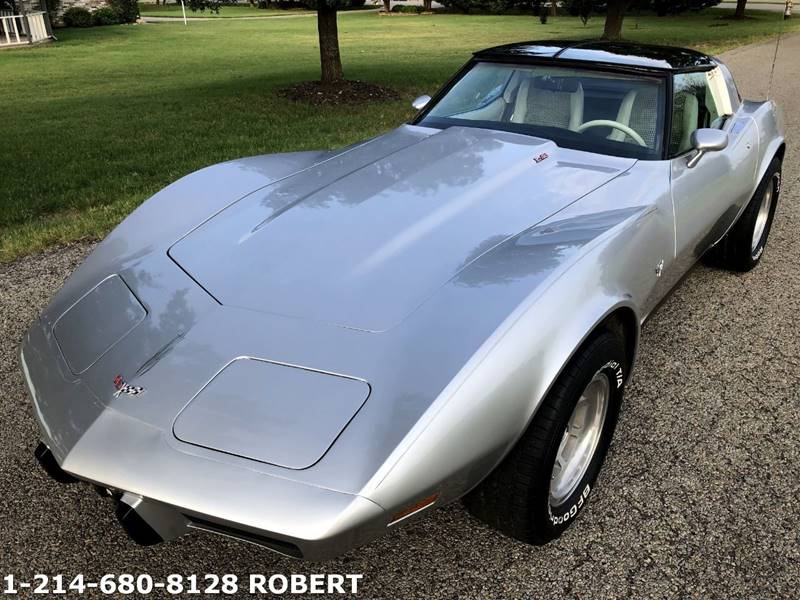 Chevrolet-Corvette-1979-Silver-Beige-4