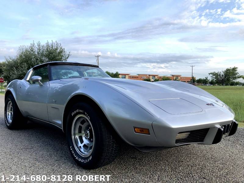 Chevrolet-Corvette-1979-Silver-Beige-6