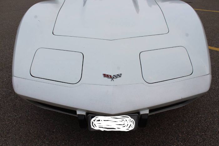 Chevrolet-Corvette-1979-White-9