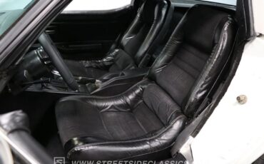 Chevrolet-Corvette-1979-White-Black-13