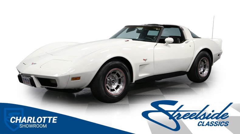 Chevrolet-Corvette-1979-White-Black-44