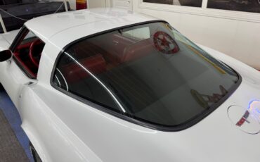 Chevrolet-Corvette-1980-2-Door-14