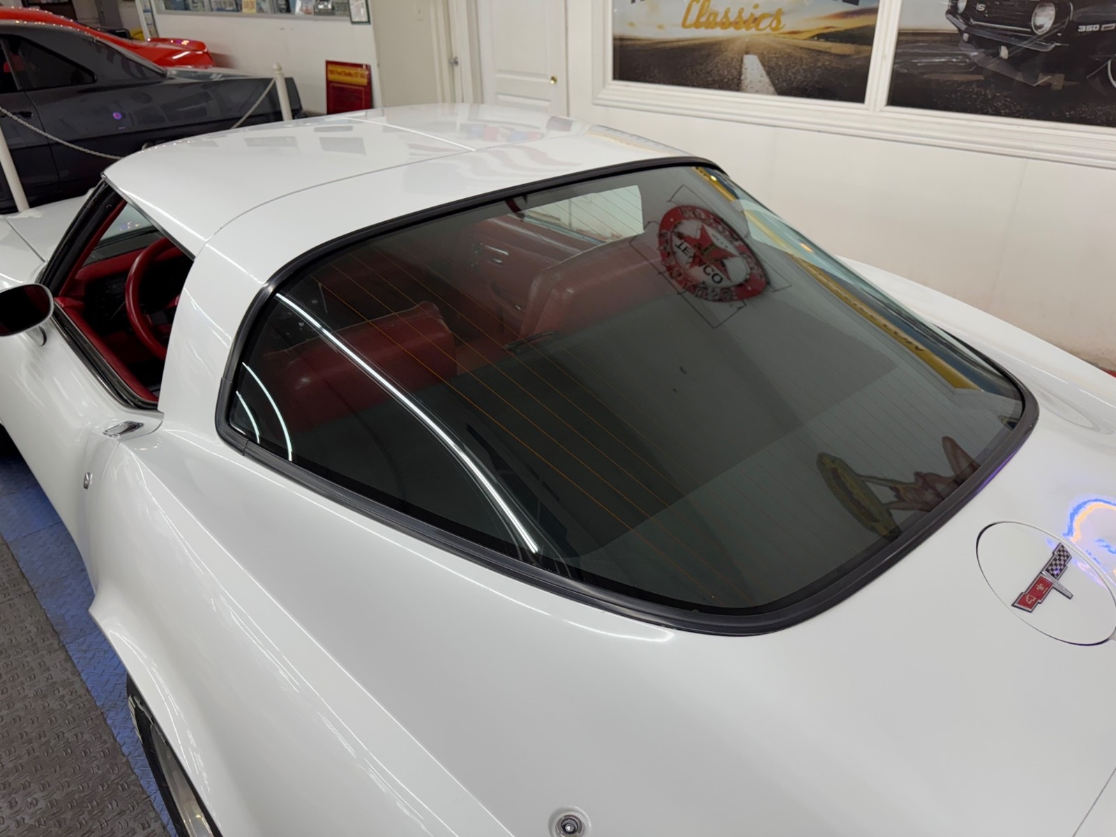 Chevrolet-Corvette-1980-2-Door-14