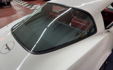 Chevrolet-Corvette-1980-2-Door-15