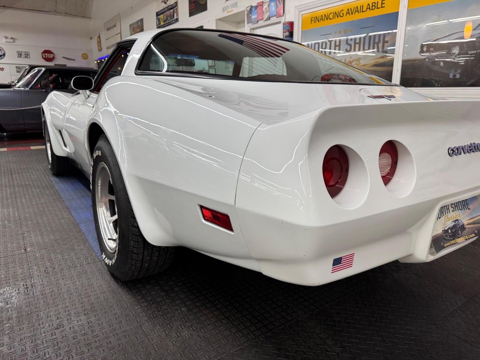 Chevrolet-Corvette-1980-2-Door-19