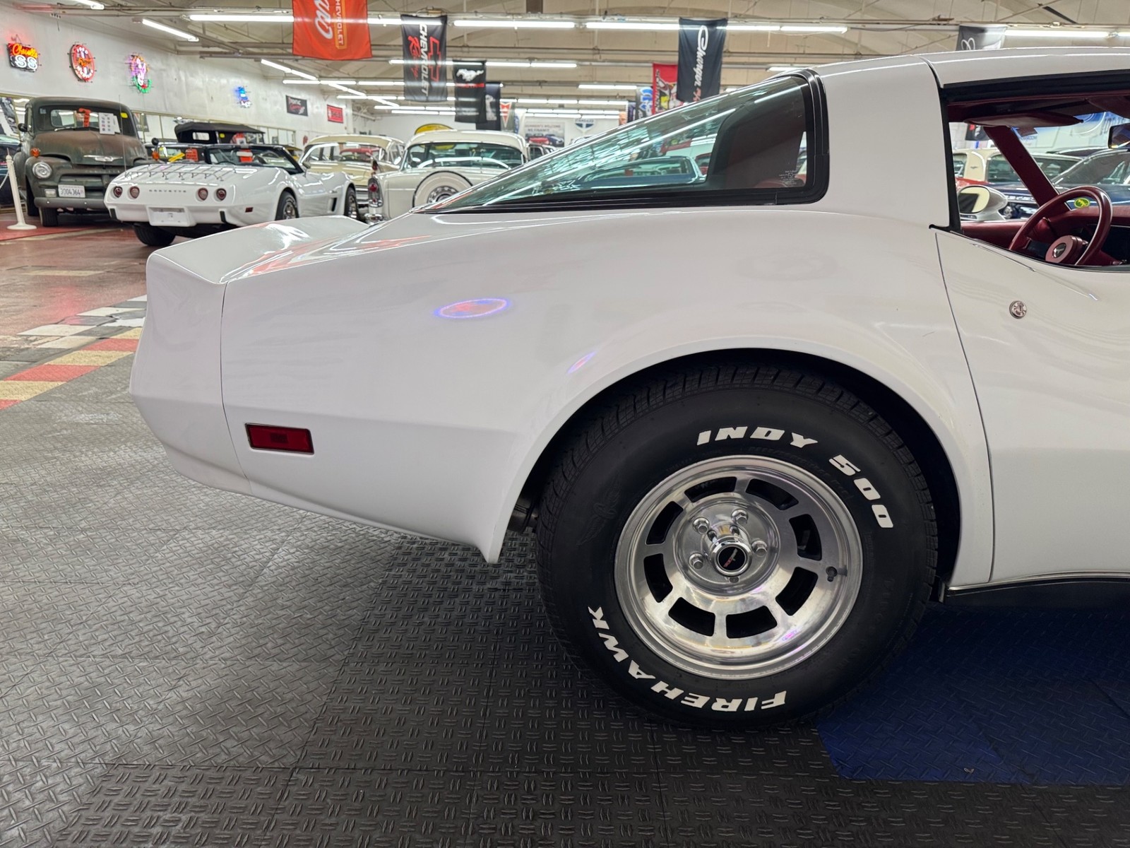 Chevrolet-Corvette-1980-2-Door-22