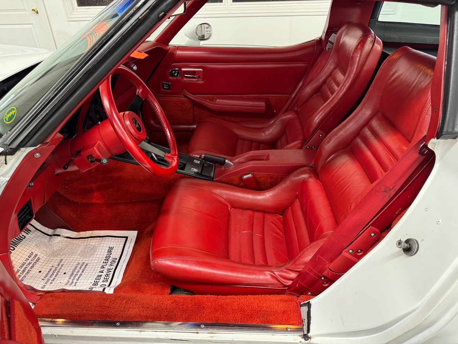 Chevrolet-Corvette-1980-2-Door-27