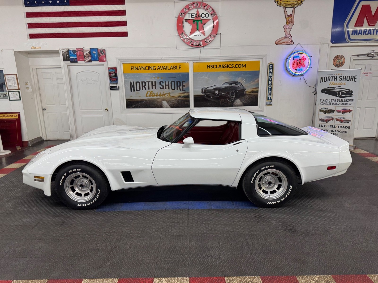 Chevrolet-Corvette-1980-2-Door-3