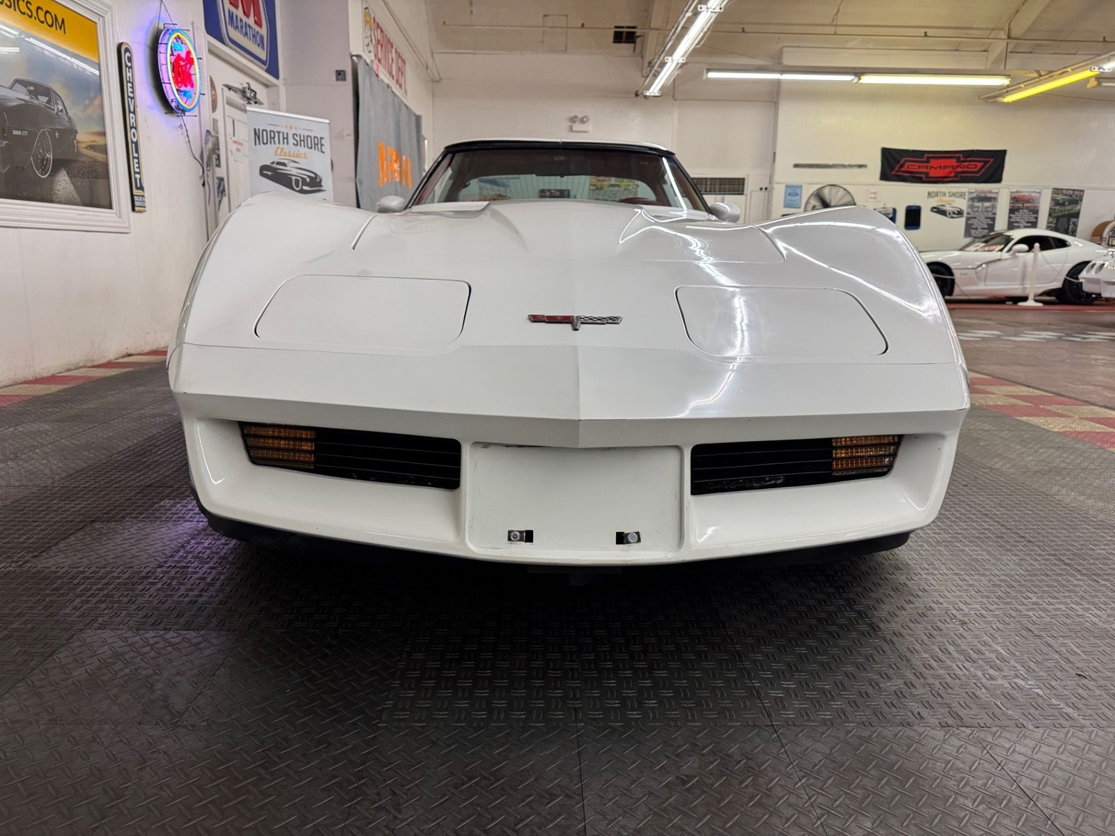 Chevrolet-Corvette-1980-2-Door-6