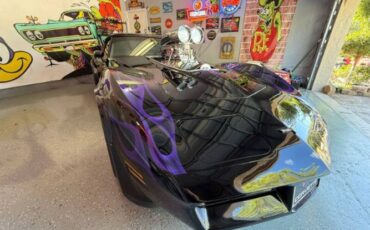 Chevrolet-Corvette-1980-Black-Purple-Ghost-Black-11