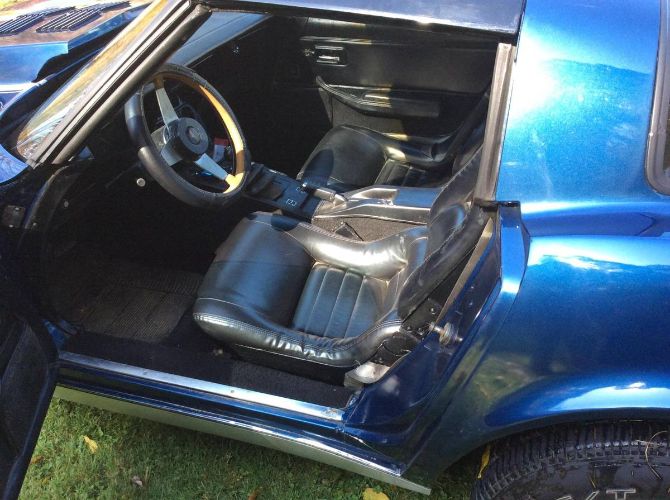 Chevrolet-Corvette-1980-Blue-Metallic-4