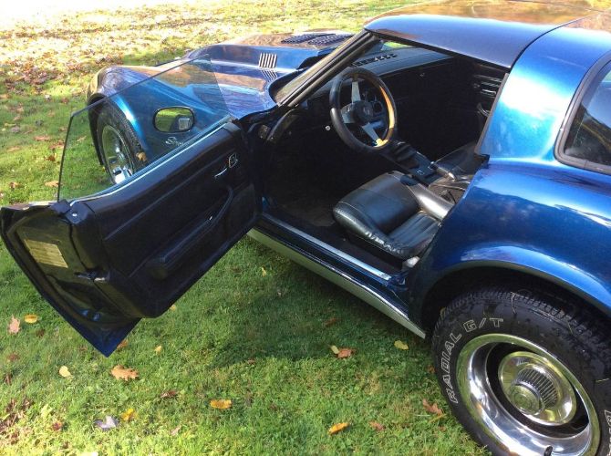 Chevrolet-Corvette-1980-Blue-Metallic-8
