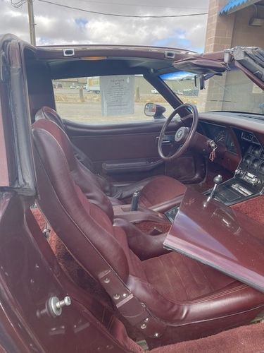 Chevrolet-Corvette-1980-Burgundy-Burgundy-1