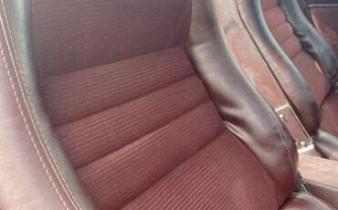 Chevrolet-Corvette-1980-Burgundy-Burgundy-2