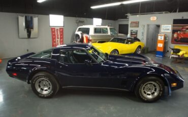 Chevrolet-Corvette-1980-Coupe-4