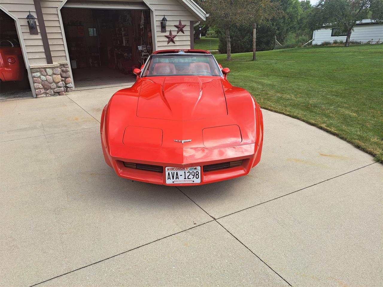 Chevrolet-Corvette-1980-Red-Red-4