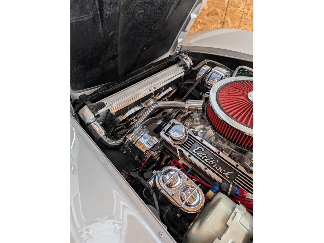 Chevrolet-Corvette-1980-Silver-Red-1