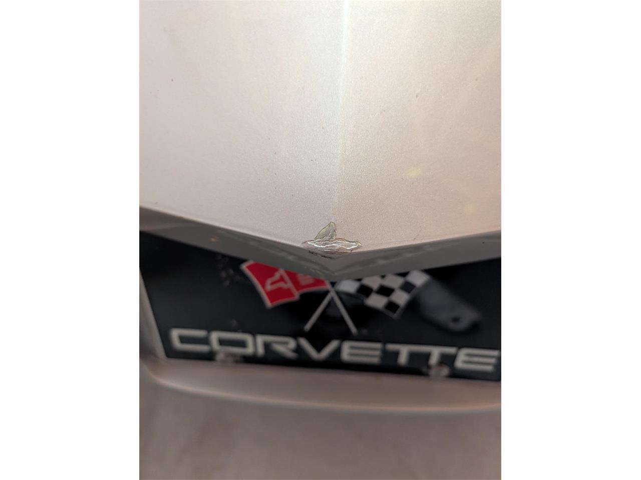 Chevrolet-Corvette-1980-Silver-Red-2