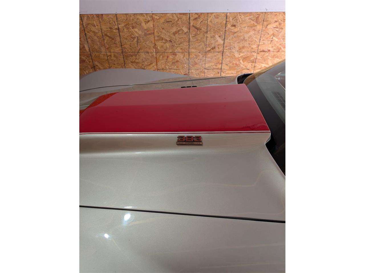 Chevrolet-Corvette-1980-Silver-Red-7