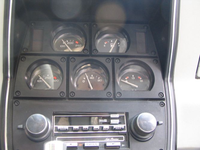 Chevrolet-Corvette-1981-17