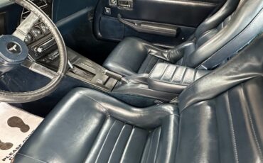 Chevrolet-Corvette-1981-Blue-Metallic-Blue-17