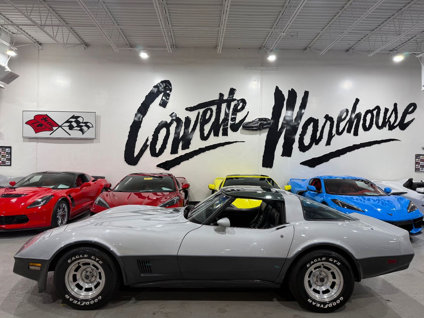 Chevrolet-Corvette-1981-Coupe-1