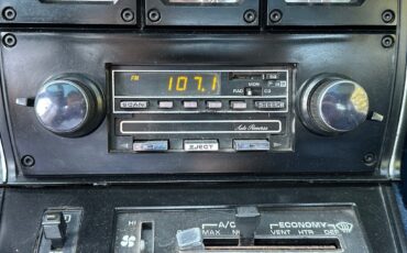 Chevrolet-Corvette-1981-Coupe-26
