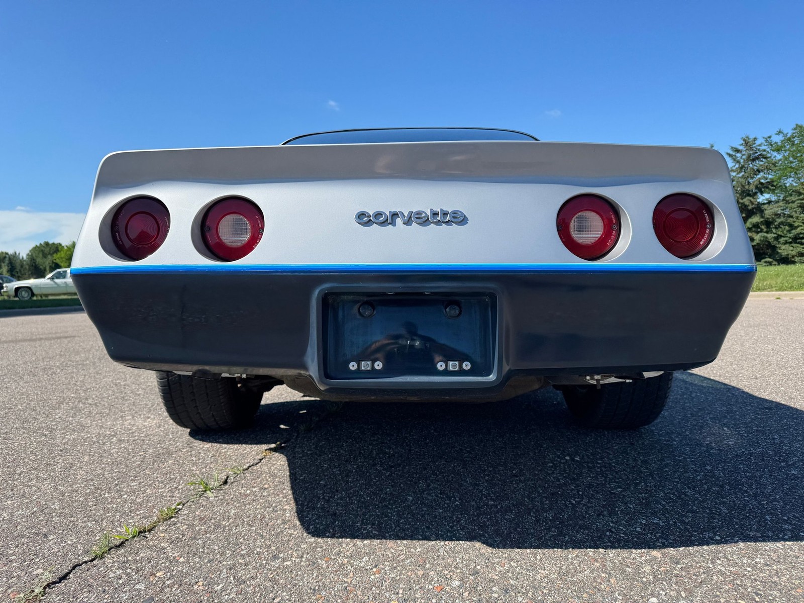 Chevrolet-Corvette-1981-Coupe-31