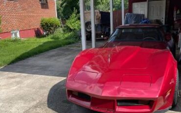 Chevrolet-Corvette-1981-Red