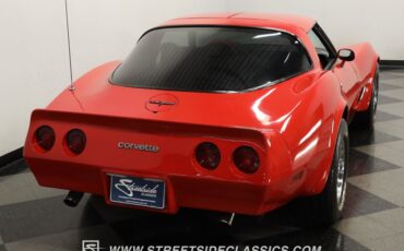 Chevrolet-Corvette-1981-Red-Black-14