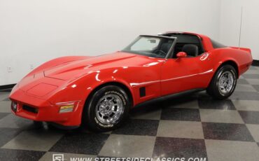Chevrolet-Corvette-1981-Red-Black-22