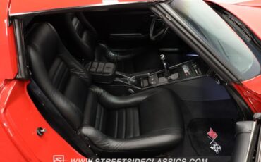 Chevrolet-Corvette-1981-Red-Black-45
