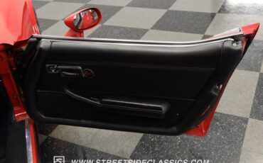 Chevrolet-Corvette-1981-Red-Black-7