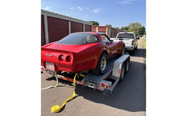 Chevrolet-Corvette-1981-Red-Tan-1