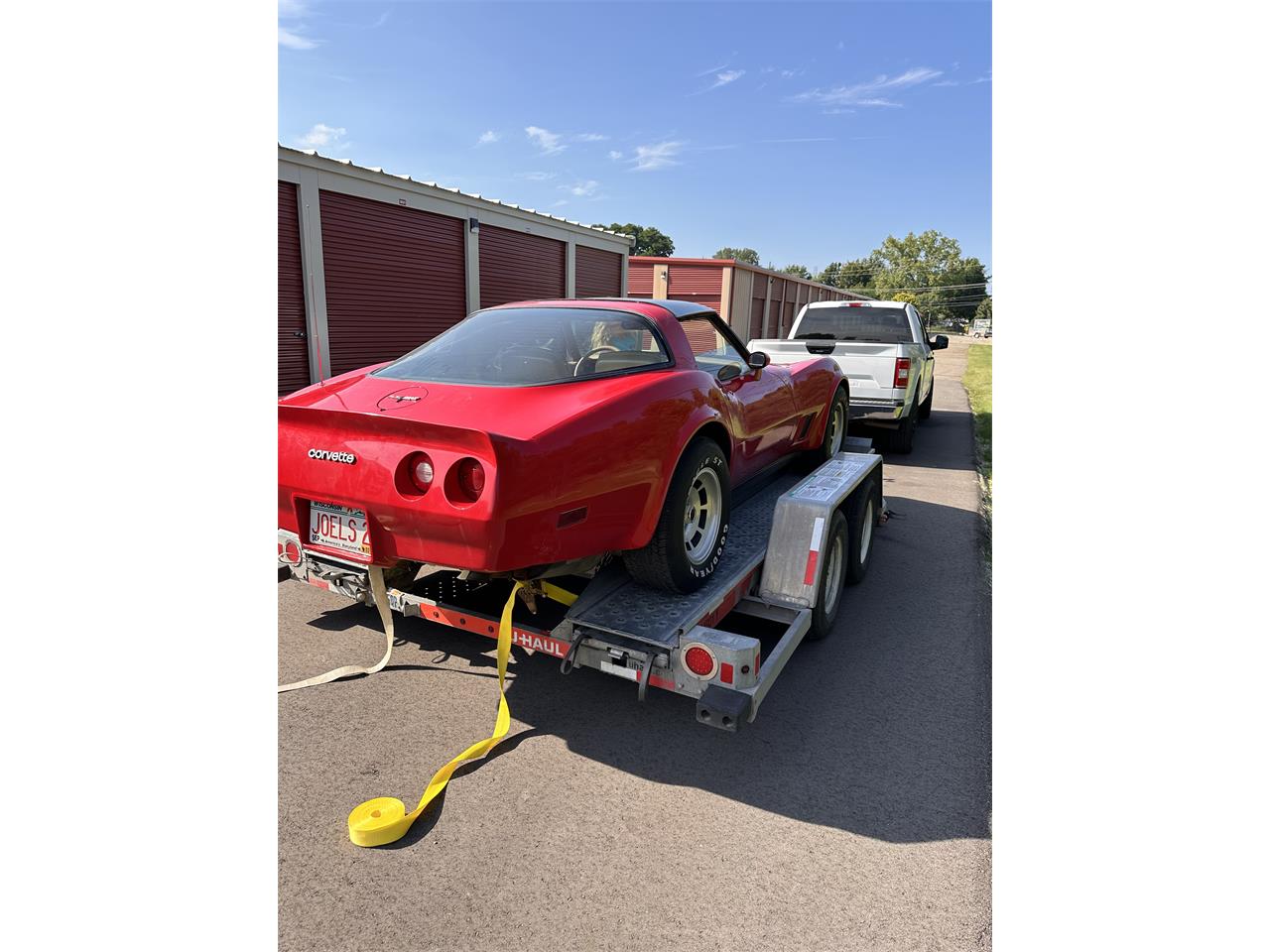 Chevrolet-Corvette-1981-Red-Tan-1
