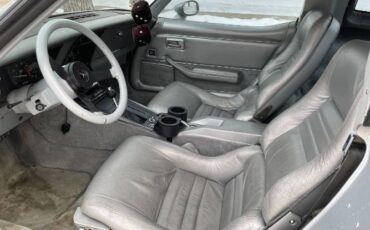 Chevrolet-Corvette-1981-Silver-6