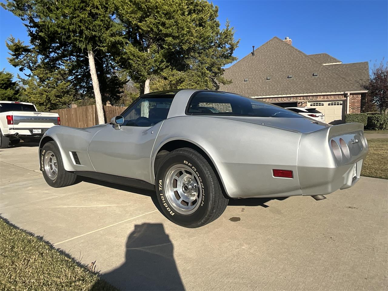 Chevrolet-Corvette-1981-Silver-Charcoal-14
