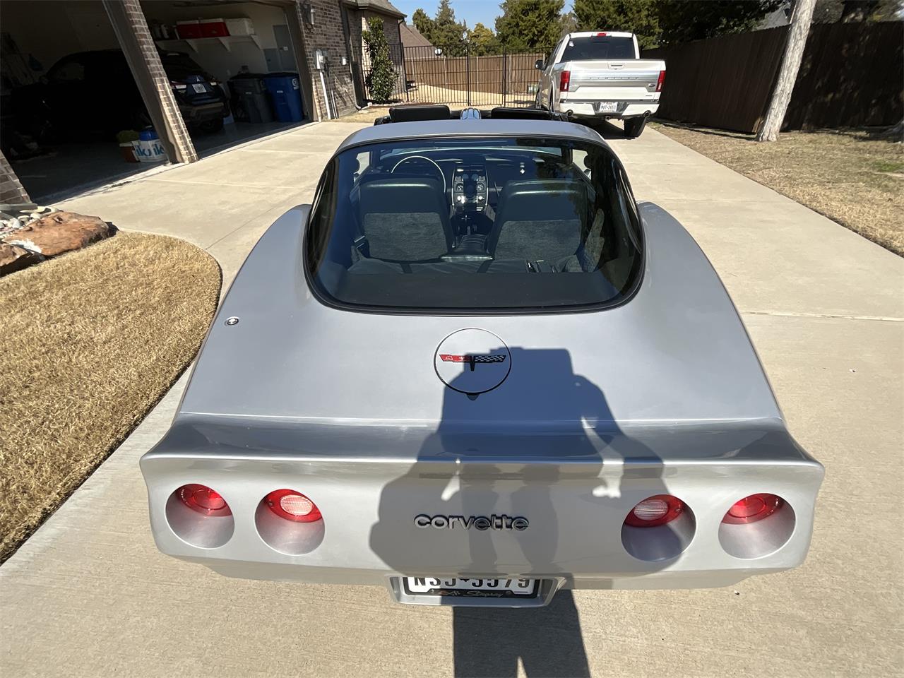 Chevrolet-Corvette-1981-Silver-Charcoal-20