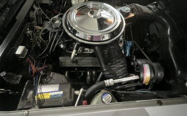 Chevrolet-Corvette-1981-Silver-Charcoal-27