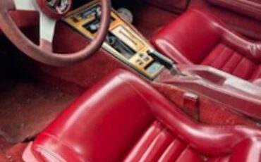 Chevrolet-Corvette-1982-1