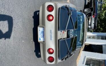 Chevrolet-Corvette-1982-17