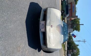 Chevrolet-Corvette-1982-8