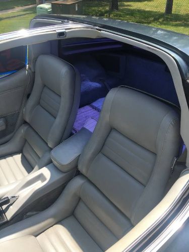 Chevrolet-Corvette-1982-Blue-10