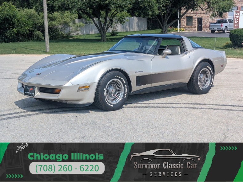 Chevrolet-Corvette-1982-Coupe