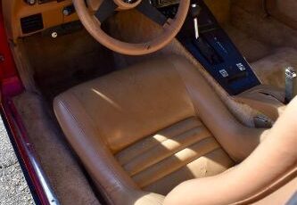 Chevrolet-Corvette-1982-Red-7