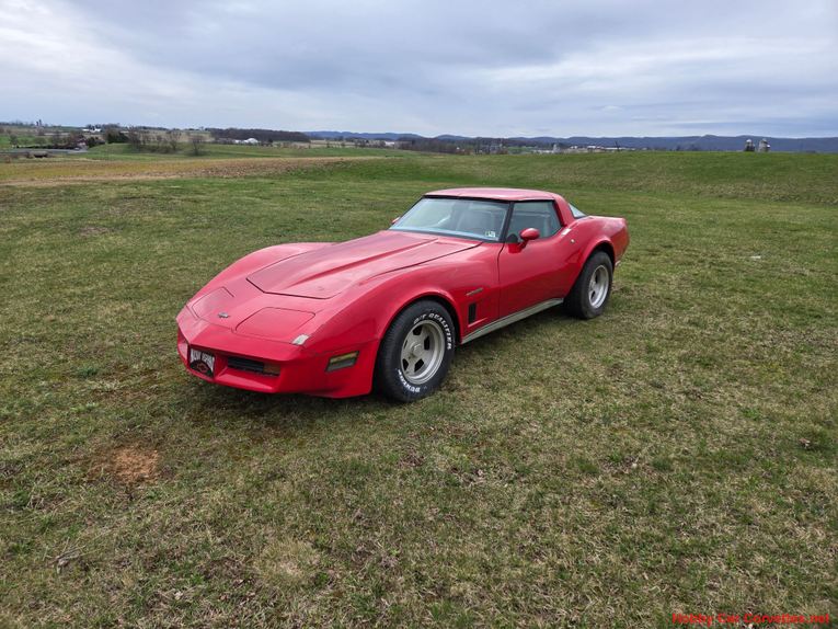 Chevrolet-Corvette-1982-Red-Gray-17