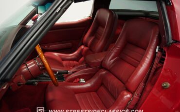 Chevrolet-Corvette-1982-Red-Red-1