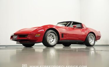 Chevrolet-Corvette-1982-Red-Red-27
