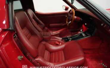 Chevrolet-Corvette-1982-Red-Red-3