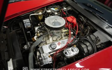 Chevrolet-Corvette-1982-Red-Red-38